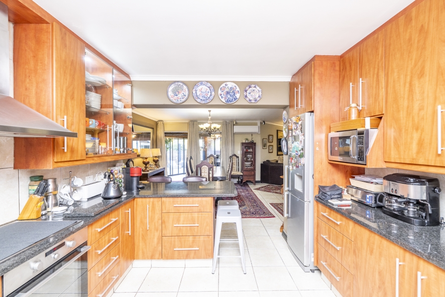 7 Bedroom Property for Sale in Eversdal Western Cape